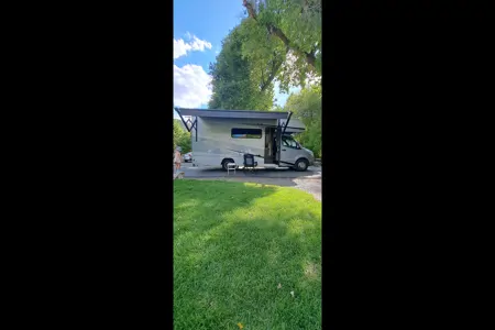 Bella Vita: Your Rolling Retreat