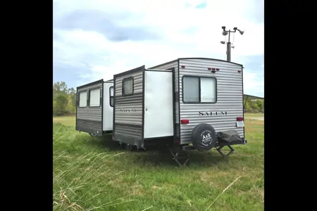 Fireside RV's 2019 Forest River Salem 32BHDS Bunkhouse - LMI1558