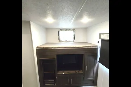 Fireside RV's 2019 Forest River Salem 32BHDS Bunkhouse - LMI1558