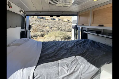 2020 Off-Grid 4-Season Camper – Fully Loaded, Ski & Snow Ready