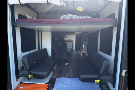 Monique's Heartland Fuel 287 Toy Hauler