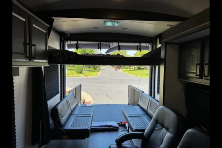 Monique's Heartland Fuel 287 Toy Hauler