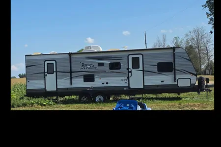 Cat's Jayco Jayflight Travel Trailer