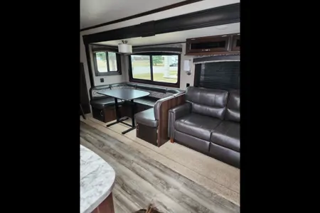 Cat's Jayco Jayflight Travel Trailer