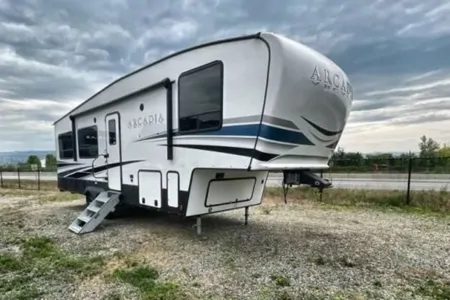 Devin's Keystone Arcadia Fifth Wheel