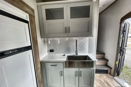 Devin's Keystone Arcadia Fifth Wheel