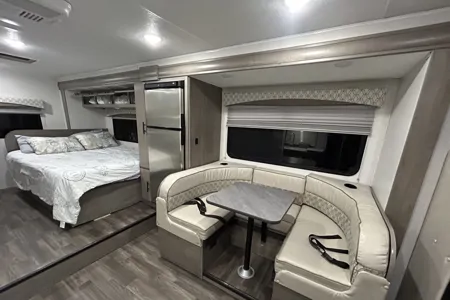 Legacy Continuum, LLC 2019 Coachmen Freelander 23FS