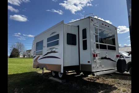 Jasmyn's Keystone Copper Canyon Fifth Wheel