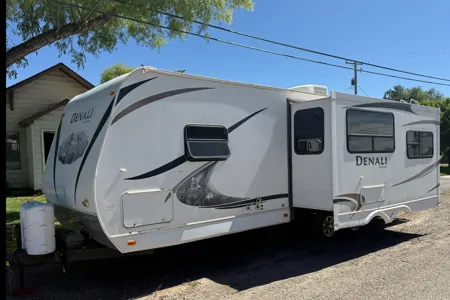 2011 Dutchmen Denali M265RL Travel Trailer