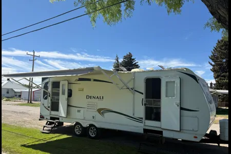 2011 Dutchmen Denali M265RL Travel Trailer