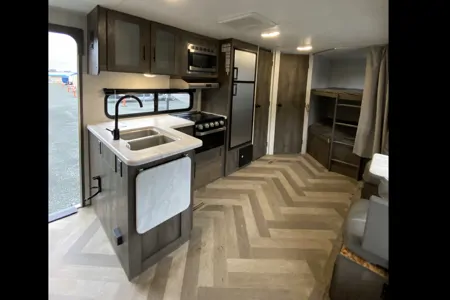 GM RV TOW  Wildwood 26DBUD Travel Trailer