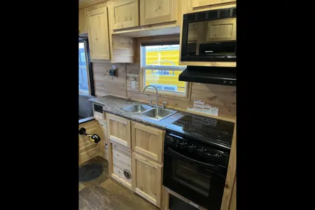 All Seasons Rent-All X22 RV Series Fish Houses