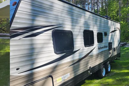 Adventures Starcraft Autumn Ridge 26'