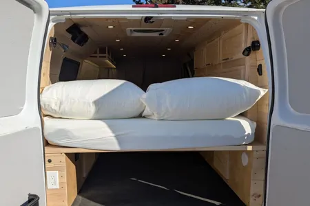 Luna the Campervan