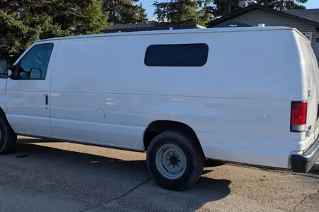 Luna the Campervan