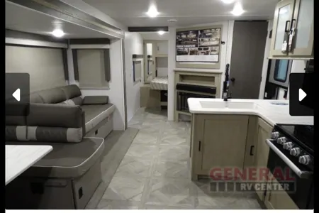 Forest River Salem platinum 26dbud Travel Trailer sleeps 10!!