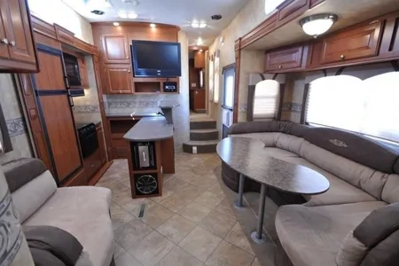 Heartland 3950 Toy Hauler