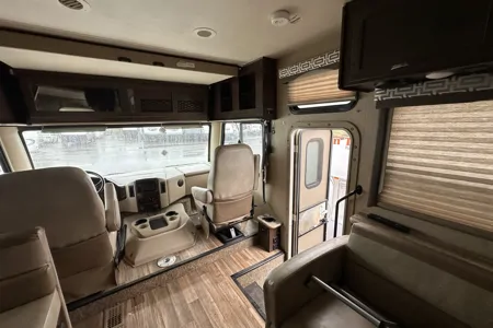 Stephane Thor Motor Coach Ace Classe A