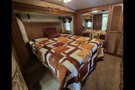 Murray's Heartland BigHorn Fifth Wheel