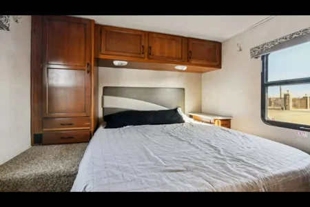 2016 Jayco Redhawk 29XK: Spacious w/ Flex Miles