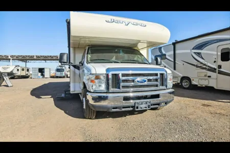 2016 Jayco Redhawk 29XK: Spacious w/ Flex Miles