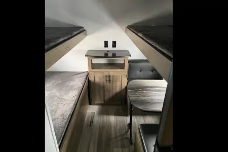 Lesley's Heartland Pioneer Travel Trailer