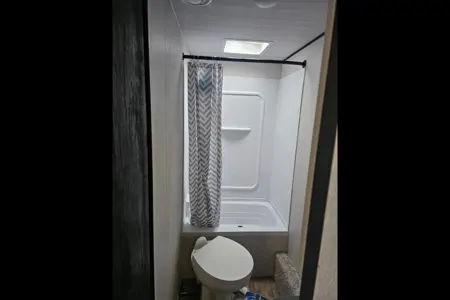 Aaron's Keystone Hideout Travel Trailer