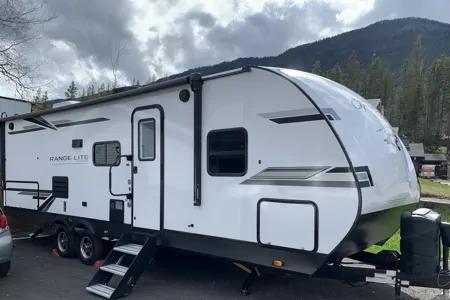 Richard's Highland Ridge RV Open range Travel Trailer