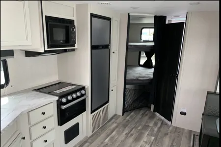 Richard's Highland Ridge RV Open range Travel Trailer