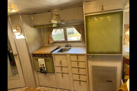 Mike's Classic Aristocrat Lo Liner Travel Trailer