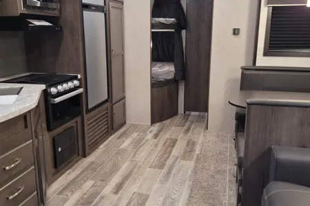 🌟5 Star Travel Trailer- sleeps 8! Comfort and luxury 