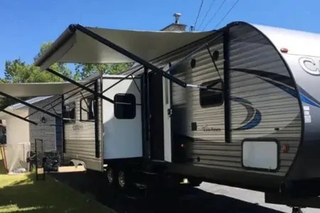 Costa’s Lake Superior Coachmen Travel Trailer