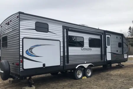 Costa’s Lake Superior Coachmen Travel Trailer