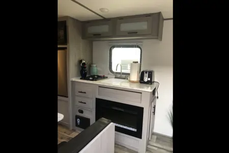2024 Keystone Coleman Lantern 17R Travel Trailer