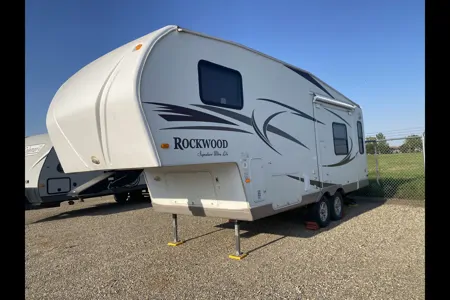 Brad's Forest River Rockwood Fifth Wheel