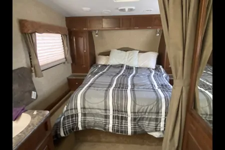 Brad's Forest River Rockwood Fifth Wheel