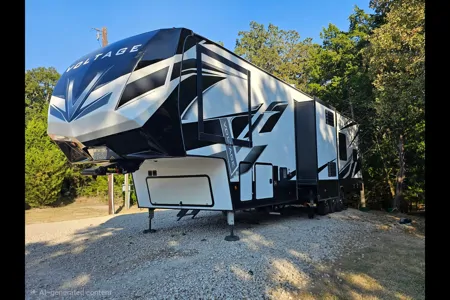Anthony's Dutchmen 2020 Toy Hauler