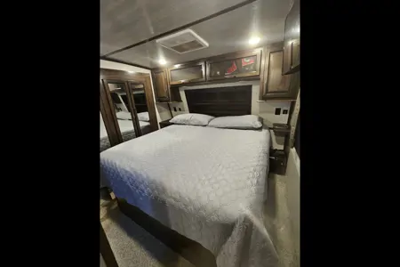 Anthony's Dutchmen 2020 Toy Hauler