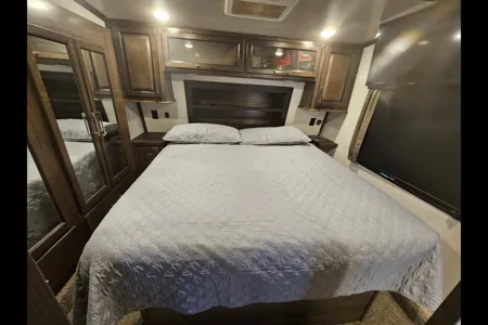 Anthony's Dutchmen 2020 Toy Hauler