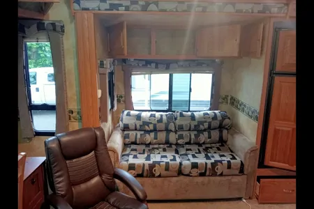 Harrison Hot Springs Set location - non moveable