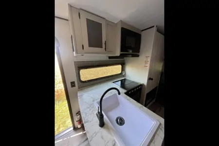 Brand New! 2026 DUTCHMEN ASPEN TRAIL 23 BH LE