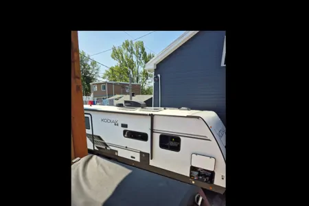 Benoit's Dutchmen Kodiac se Travel Trailer
