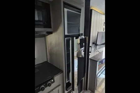 Benoit's Dutchmen Kodiac se Travel Trailer