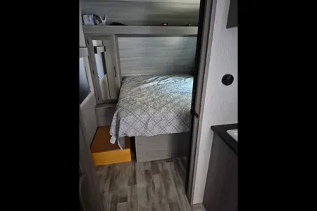 Benoit's Dutchmen Kodiac se Travel Trailer