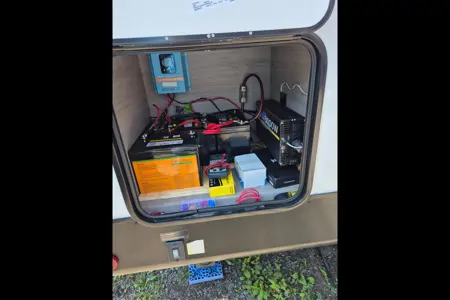 Benoit's Dutchmen Kodiac se Travel Trailer