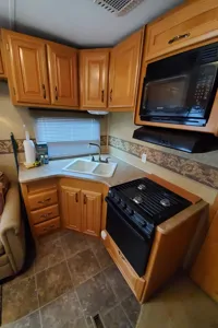 Stews Keystone Laredo 32 Fifth Wheel
