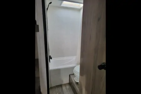 Jordan's Gulf Stream Kingsport 248bh Travel Trailer