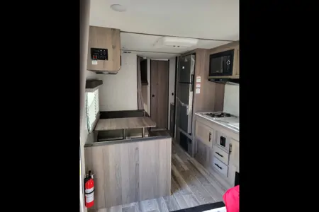 Jordan's Gulf Stream Kingsport 248bh Travel Trailer