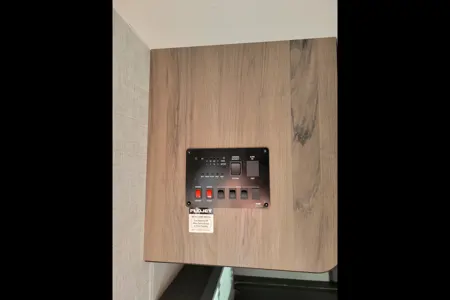 Jordan's Gulf Stream Kingsport 248bh Travel Trailer