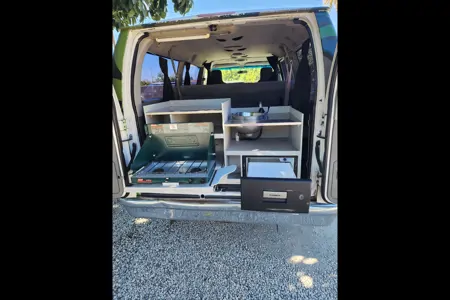 RAIN FOREST FORD E150